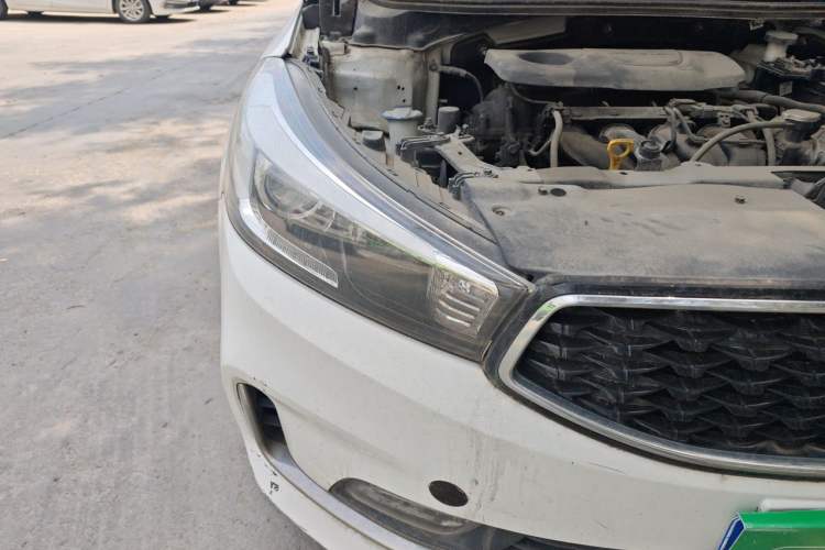 Used Kia K3 2016 1.6L Manual GL Right Front Headlight