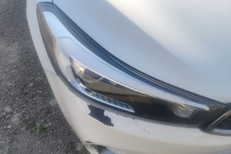 Used Kia K3 2016 1.6L Manual GL Right Front Headlight