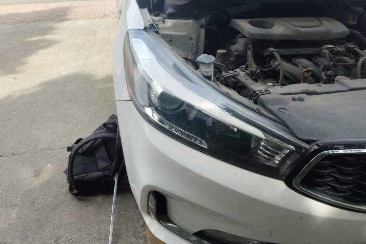Used Kia K3 2016 1.6L Automatic GL Right Front Headlight