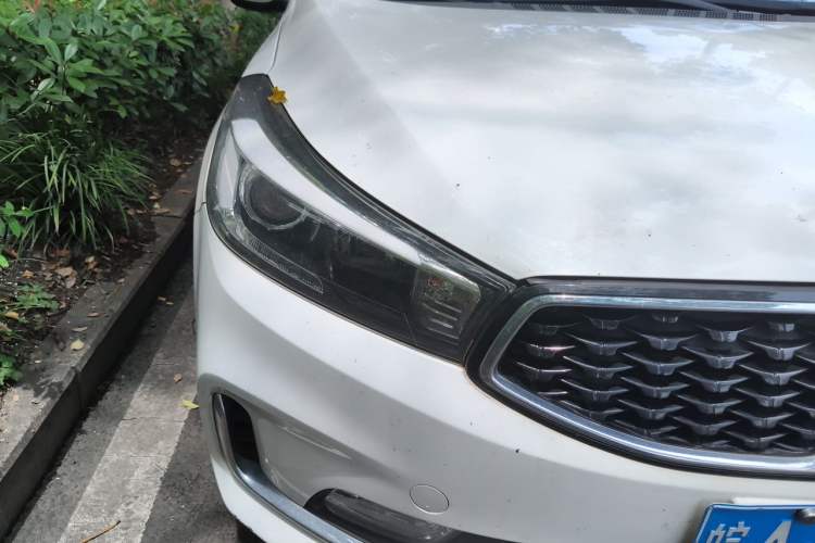 Used Kia K3 2016 1.6L Manual GL Right Front Headlight