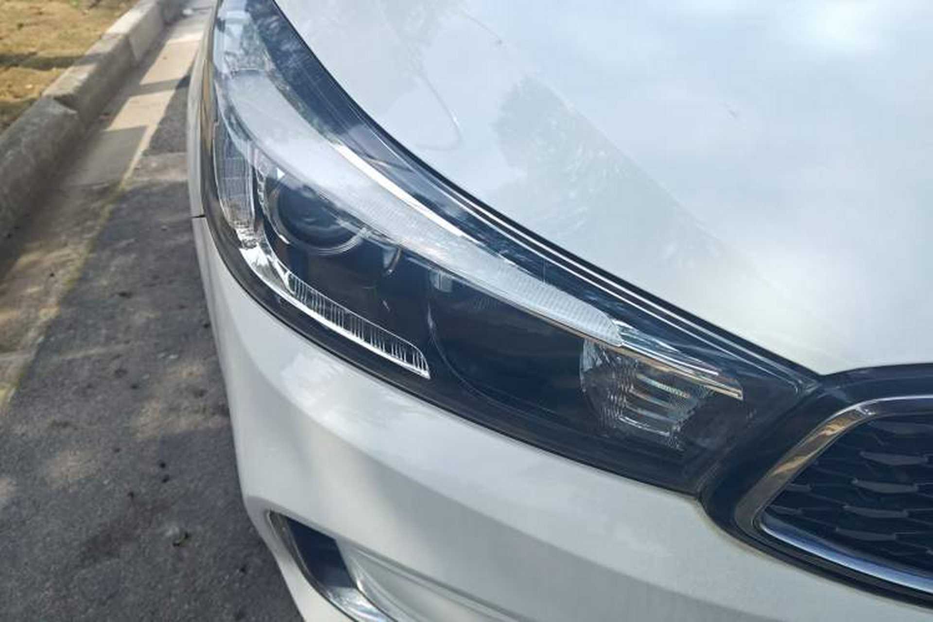 Used Kia K3 2016 1.6L Automatic GLS Right Front Headlight