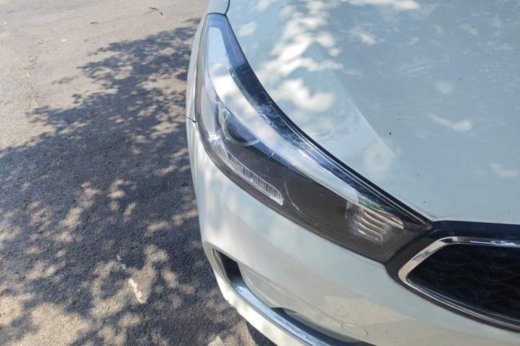 Used Kia K3 2016 1.6L Manual GL Right Front Headlight