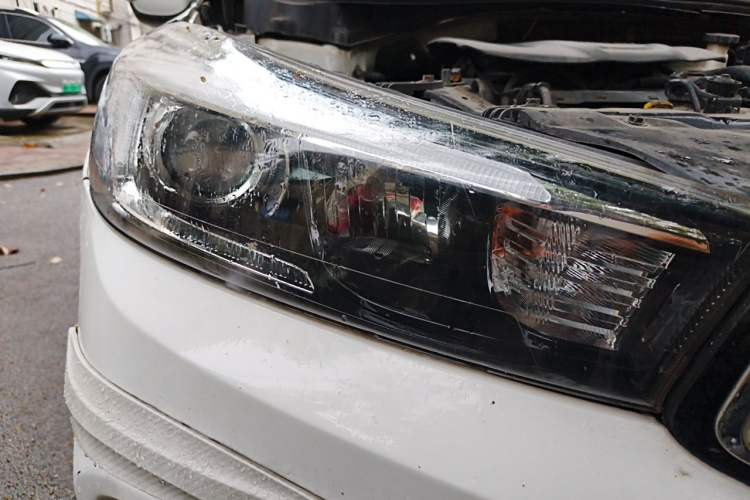 Used Kia K3 2016 1.6L Automatic GLS Right Front Headlight