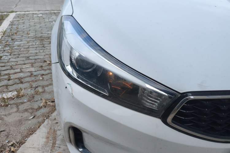 Used Kia K3 2016 1.6L Automatic GL Right Front Headlight