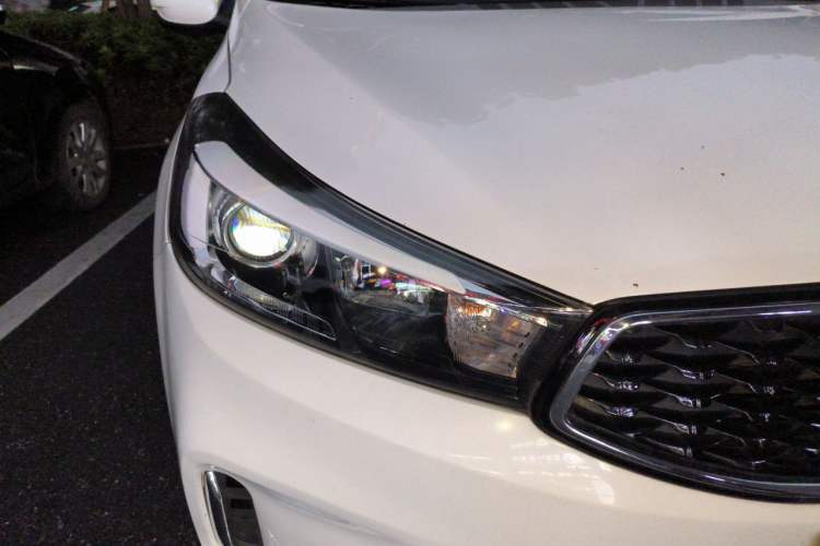 Used Kia K3 2016 1.6L Automatic GL Right Front Headlight