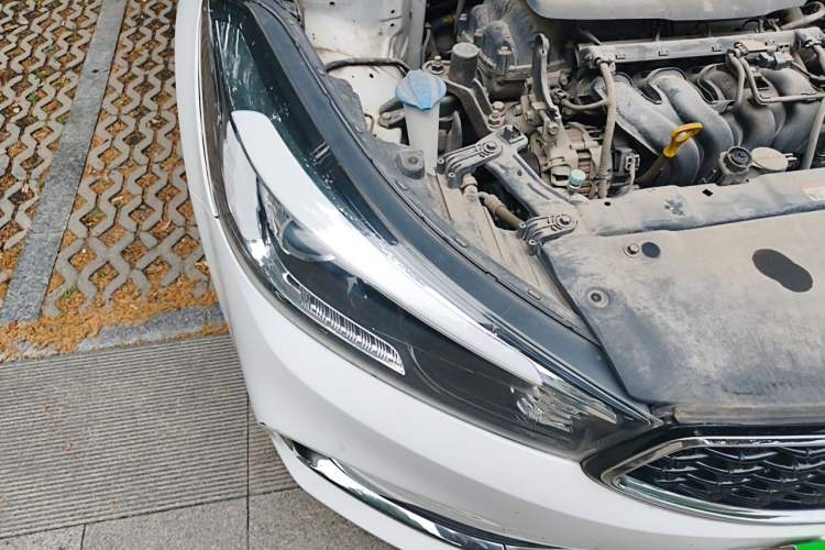 Used Kia K3 2016 1.6L Manual GL Right Front Headlight