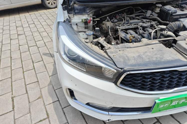Used Kia K3 2016 1.6L Manual GL Right Front Headlight