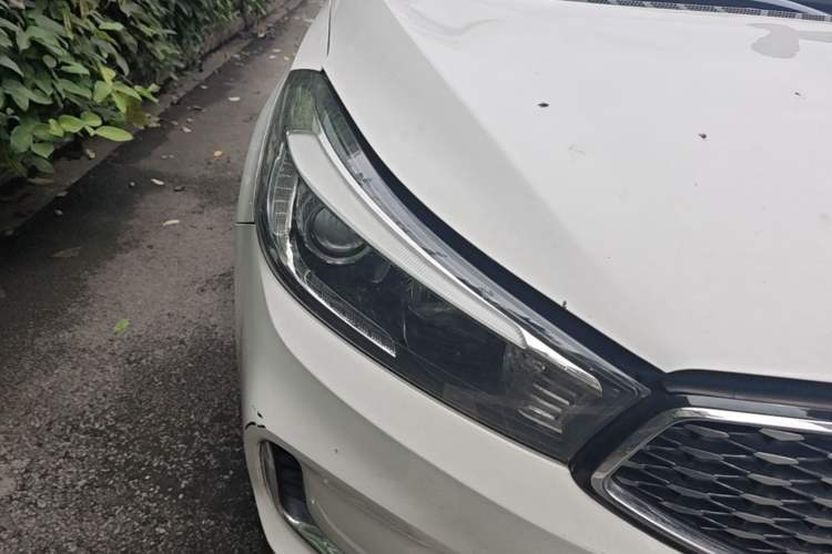 Used Kia K3 2016 1.6L Automatic GLS Right Front Headlight
