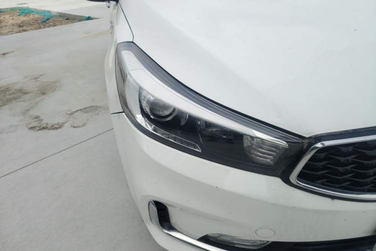 Used Kia K3 2016 1.6L Automatic GL Right Front Headlight
