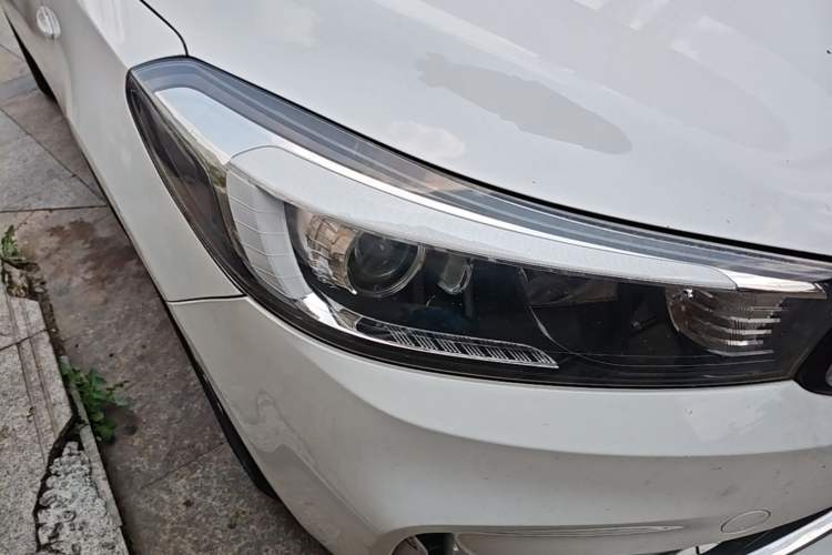 Used Kia K3 2016 1.6L Manual GL Right Front Headlight