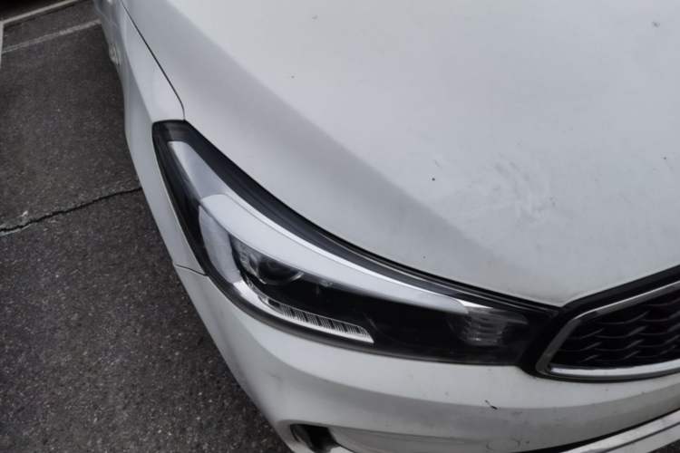 Used Kia K3 2016 1.6L Automatic GL Right Front Headlight