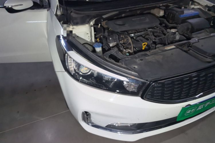 Used Kia K3 2016 1.6L Automatic GLS Right Front Headlight