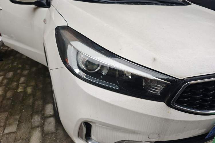 Used Kia K3 2016 1.6L Manual GL Right Front Headlight