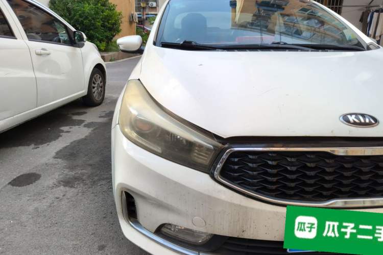 Used Kia K3 2016 1.6L Manual GL Right Front Headlight