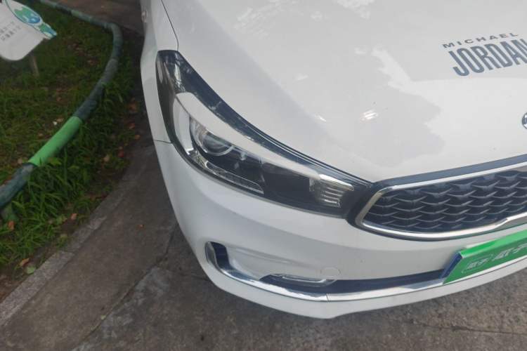 Used Kia K3 2016 1.6L Automatic GL Right Front Headlight