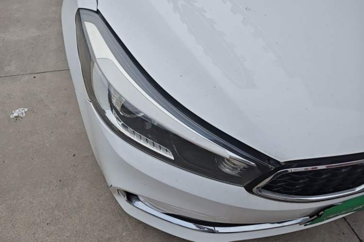 Used Kia K3 2016 1.6L Manual GL Right Front Headlight