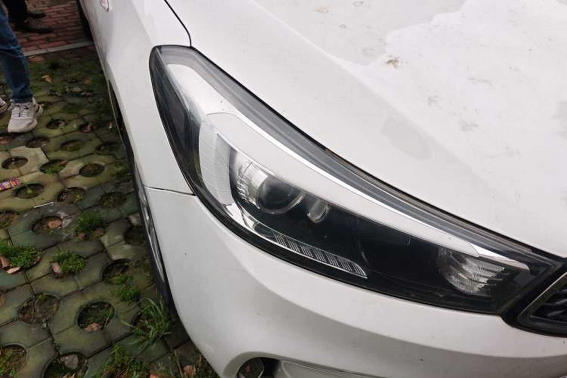Used Kia K3 2016 1.6L Manual GL Right Front Headlight