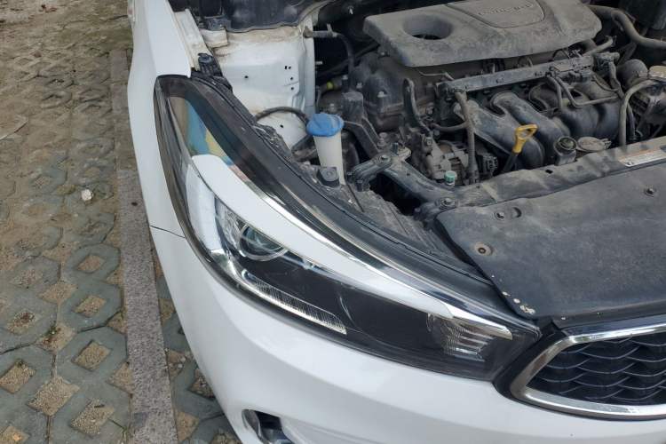Used Kia K3 2016 1.6L Manual GL Right Front Headlight