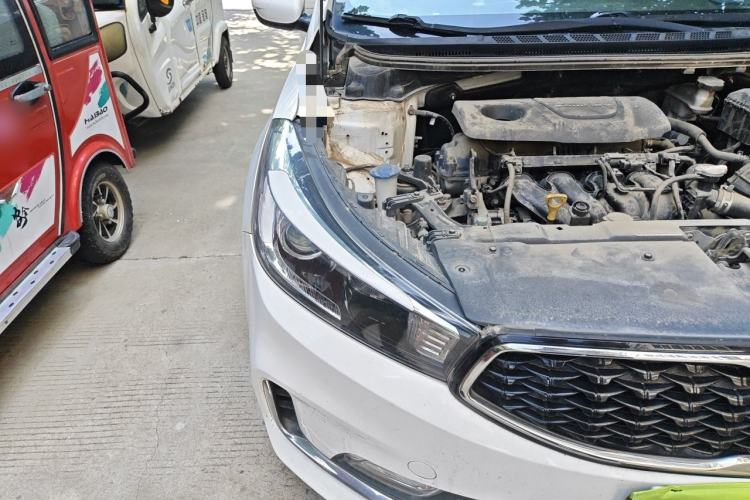Used Kia K3 2016 1.6L Manual GL Right Front Headlight