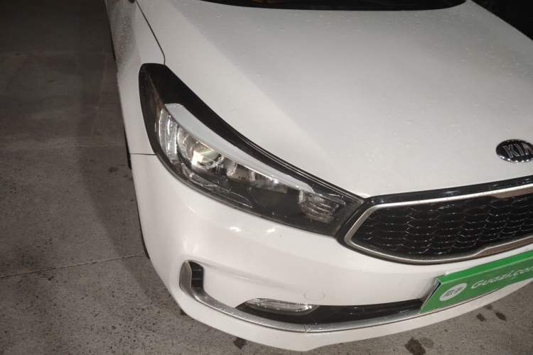 Used Kia K3 2016 1.4T Automatic GLS Right Front Headlight