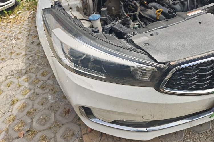 Used Kia K3 2016 1.6L Manual GL Right Front Headlight