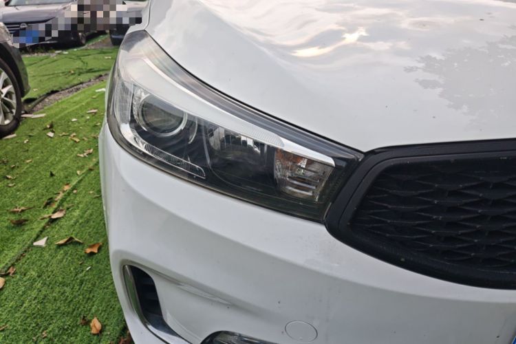 Used Kia K3 2016 1.6L Automatic GLS Right Front Headlight