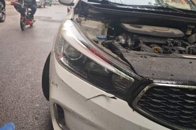 Used Kia K3 2016 1.6L Automatic GLS Right Front Headlight