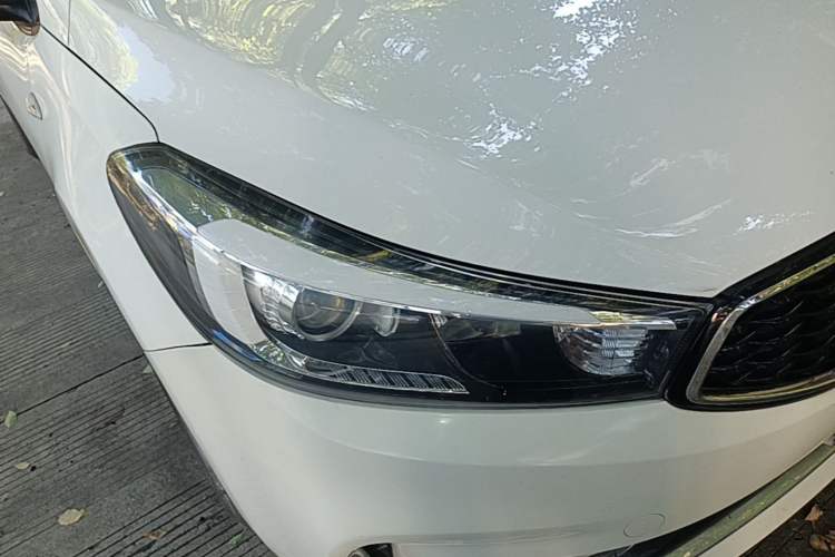 Used Kia K3 2016 1.6L Manual GL Right Front Headlight