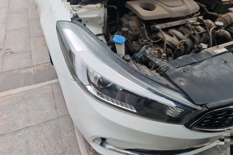 Used Kia K3 2016 1.6L Automatic GLS Right Front Headlight