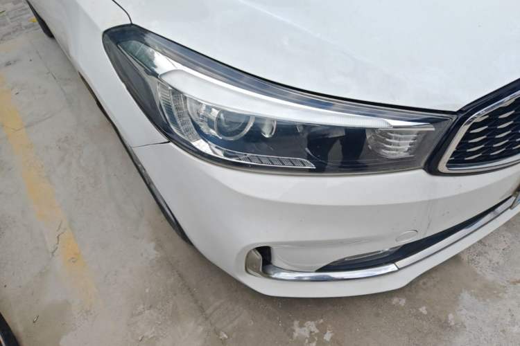 Used Kia K3 2016 1.6L Automatic GLS Right Front Headlight