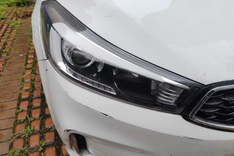 Used Kia K3 2016 1.6L Automatic GL Right Front Headlight