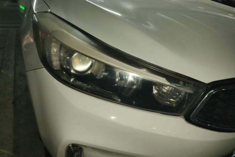 Used Kia K3 2016 1.6L Automatic GLS Right Front Headlight