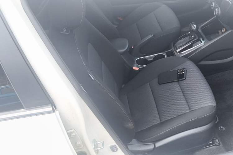Used Kia K3 2016 1.6L Automatic GLS Right Front Seat