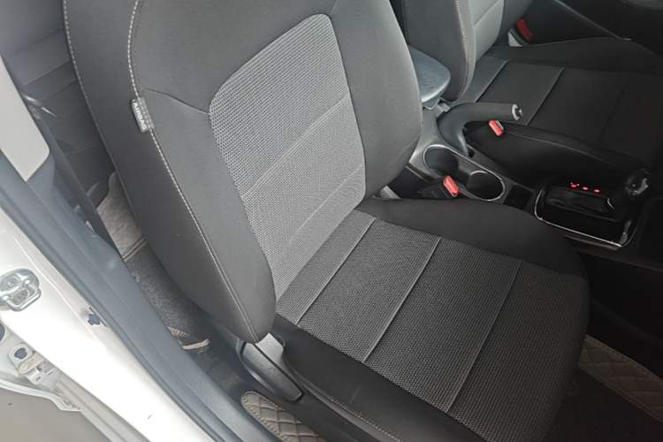 Used Kia K3 2016 1.6L Automatic GL Right Front Seat
