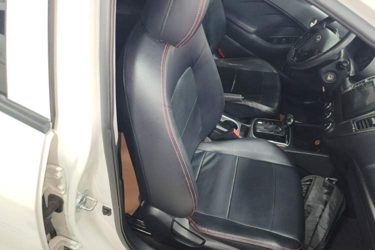 Used Kia K3 2016 1.6L Automatic with Sunroof Right Front Seat
