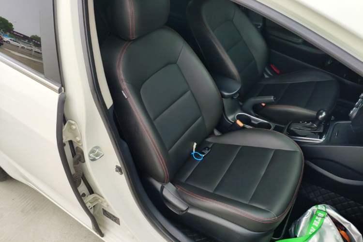 Used Kia K3 2016 1.6L Automatic with Sunroof Right Front Seat
