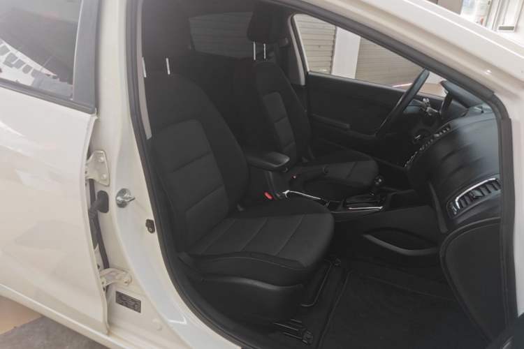 Used Kia K3 2016 1.6L Automatic GL Right Front Seat