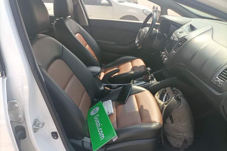 Used Kia K3 2016 1.6L Automatic GLS Right Front Seat