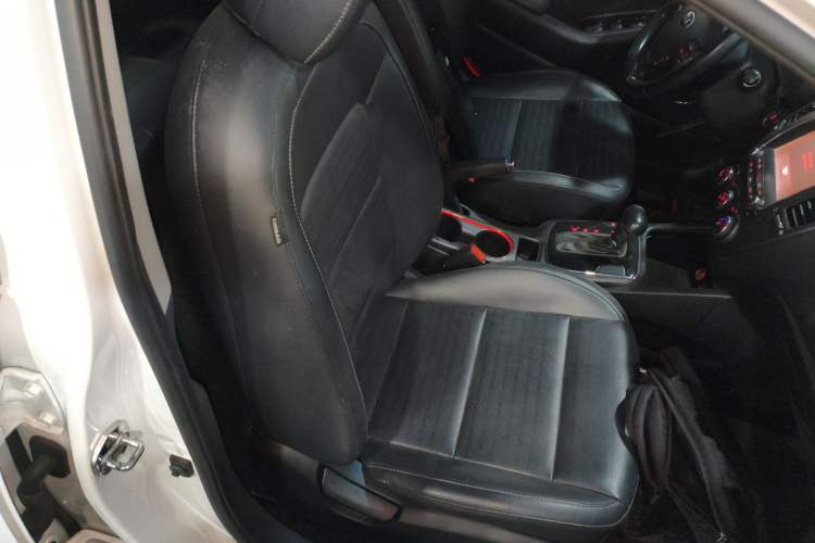 Used Kia K3 2016 1.6L Automatic DLX Right Front Seat