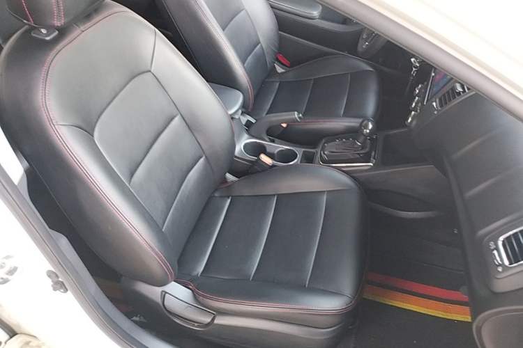 Used Kia K3 2016 1.6L Automatic with Sunroof Right Front Seat