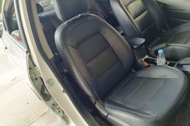Used Kia K3 2016 1.6L Automatic GLS Right Front Seat