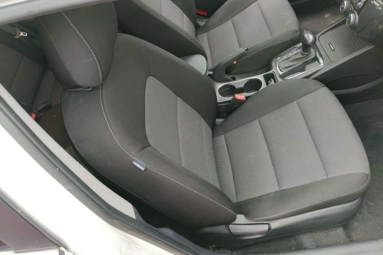 Used Kia K3 2016 1.6L Automatic GLS Right Front Seat