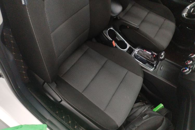 Used Kia K3 2016 1.6L Automatic GLS Right Front Seat