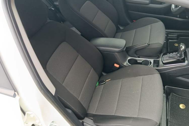 Used Kia K3 2016 1.6L Automatic GL Right Front Seat