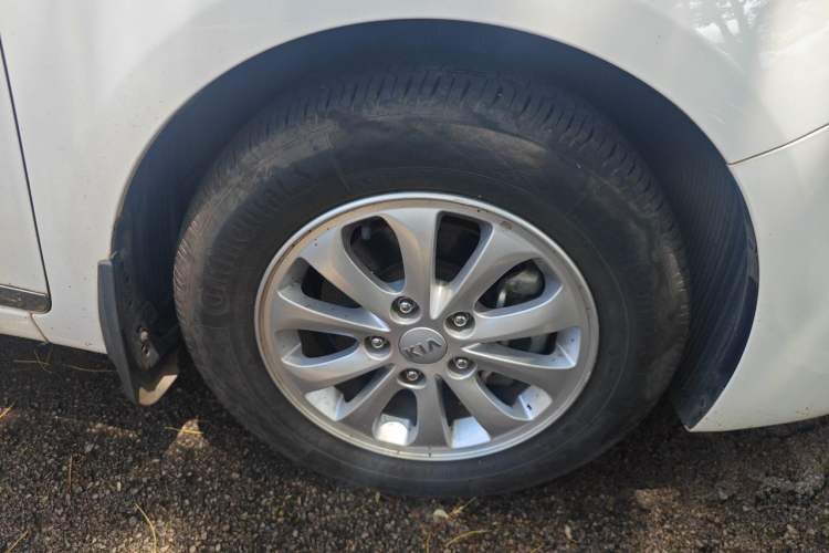 Used Kia K3 2016 1.6L Manual GL Right Front Wheel Hub