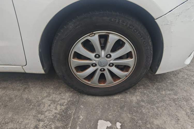 Used Kia K3 2016 1.6L Manual GL Right Front Wheel Hub