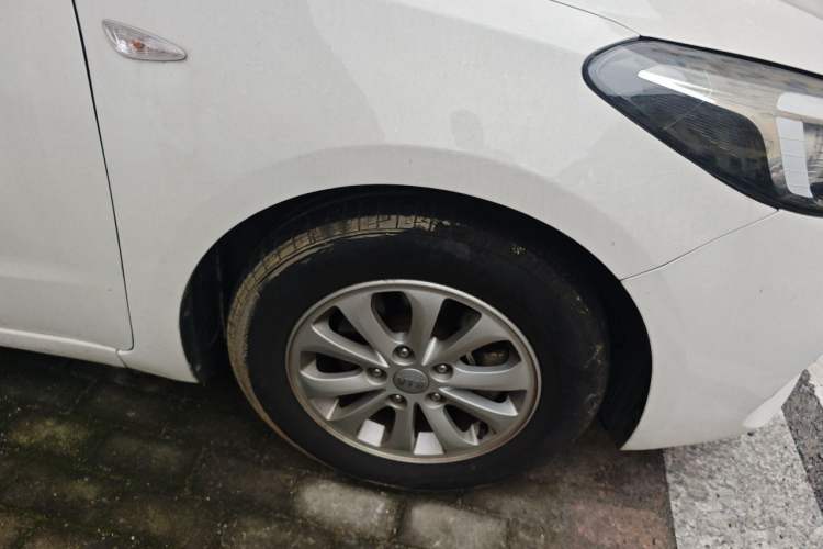 Used Kia K3 2016 1.6L Manual GL Right Front Wheel Hub