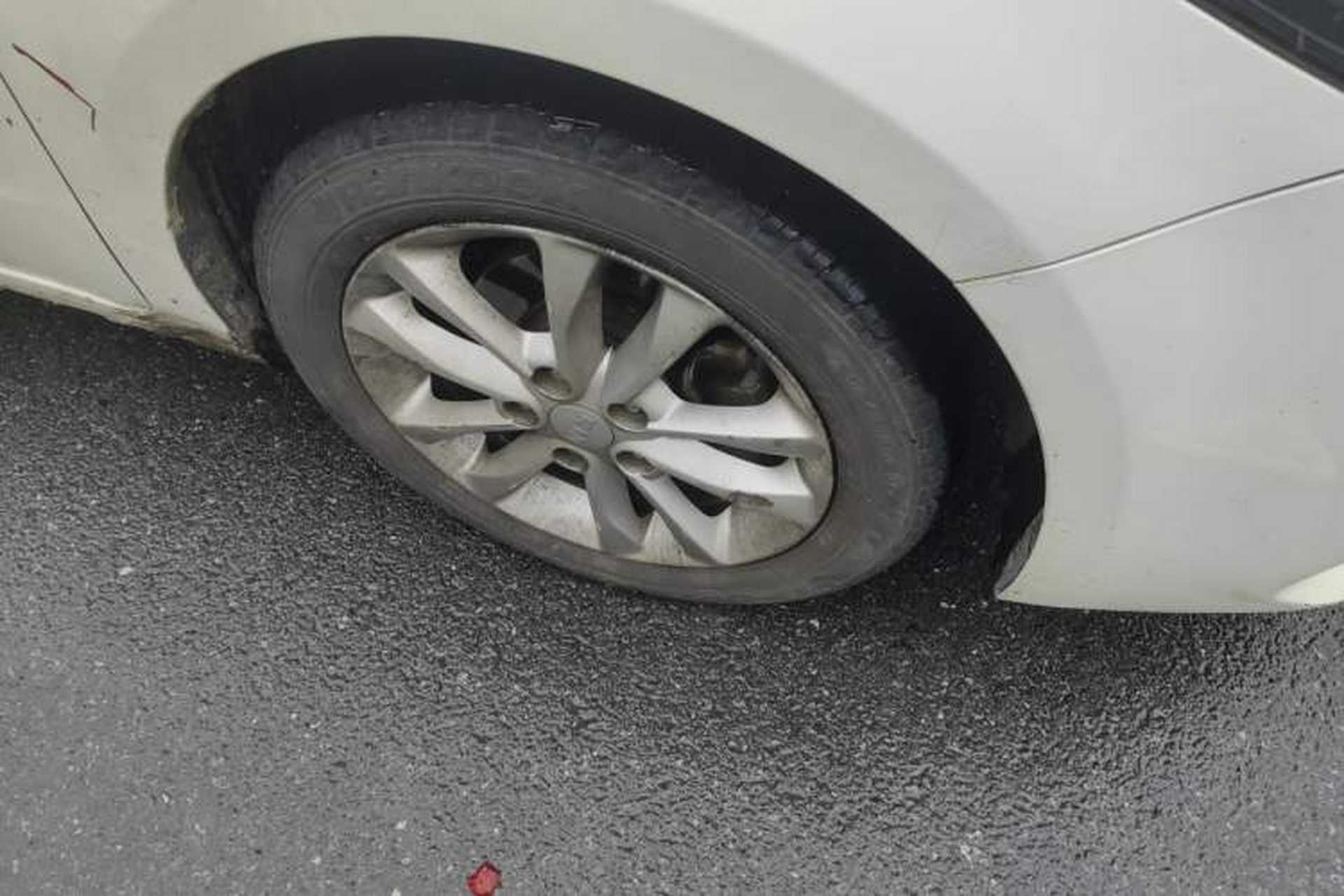 Used Kia K3 2016 1.6L Automatic GL Right Front Wheel Hub