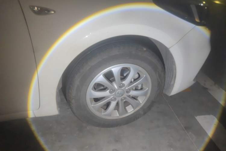 Used Kia K3 2016 1.6L Manual GL Right Front Wheel Hub