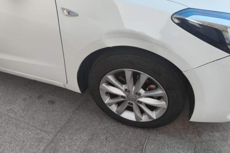 Used Kia K3 2016 1.6L Automatic GL Right Front Wheel Hub